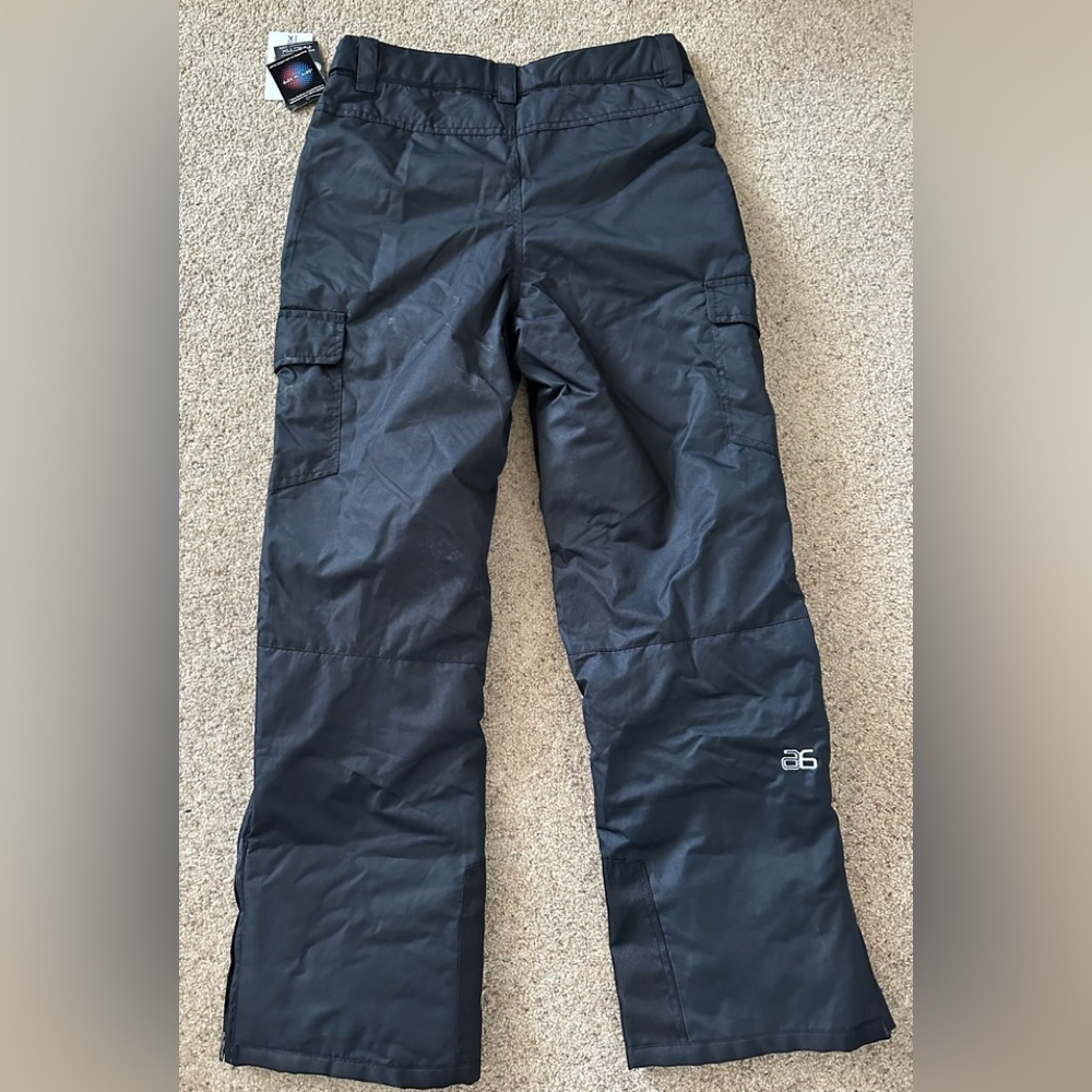 Men’s Arctix Snowsports Cargo pants. Brand new with tags and never worn!